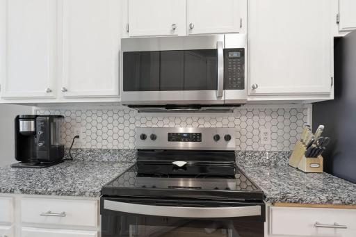 15035 December Way, Rosemount, MN 55068