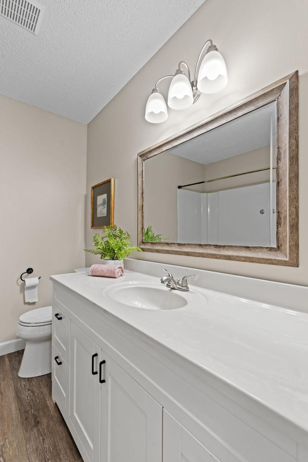 28-web-or-mls-1330 107th Ave NW-31.jpg