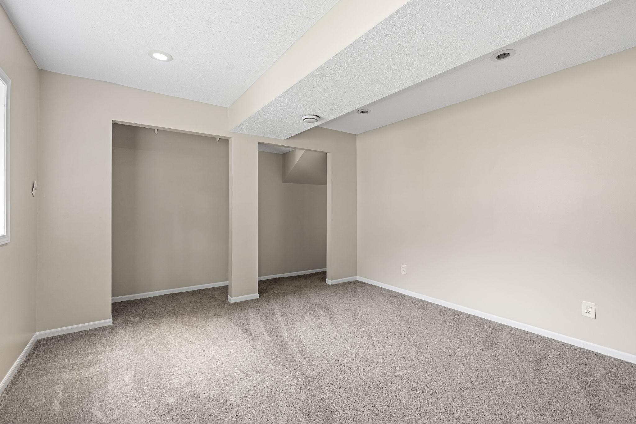 38-web-or-mls-1330 107th Ave NW-38.jpg