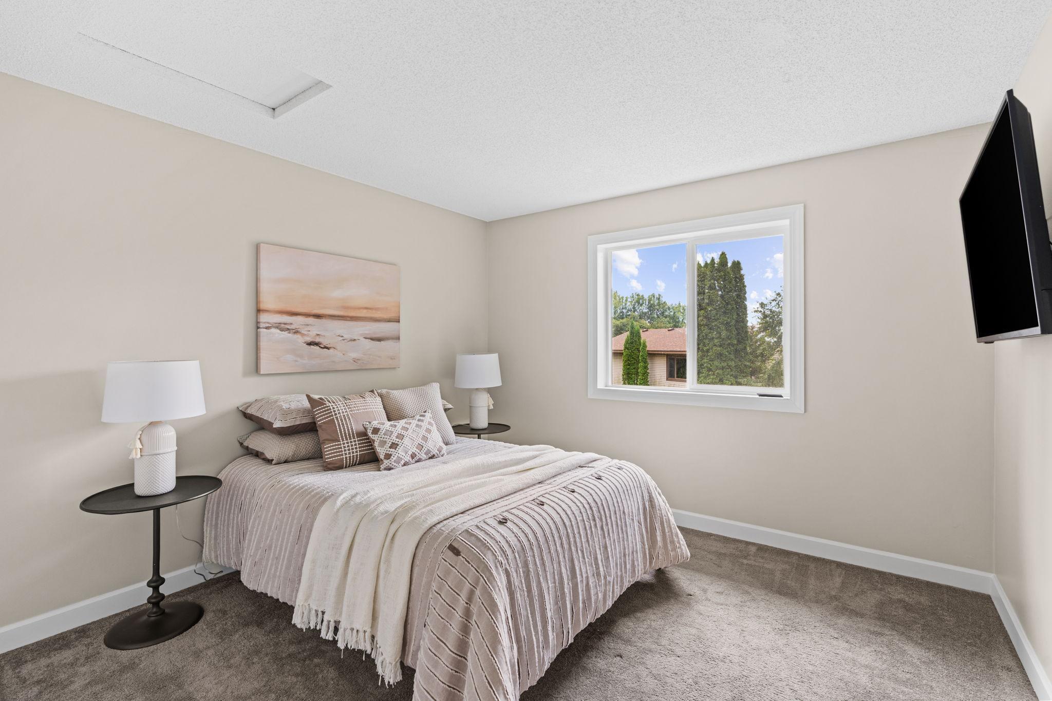 26-web-or-mls-1330 107th Ave NW-26.jpg