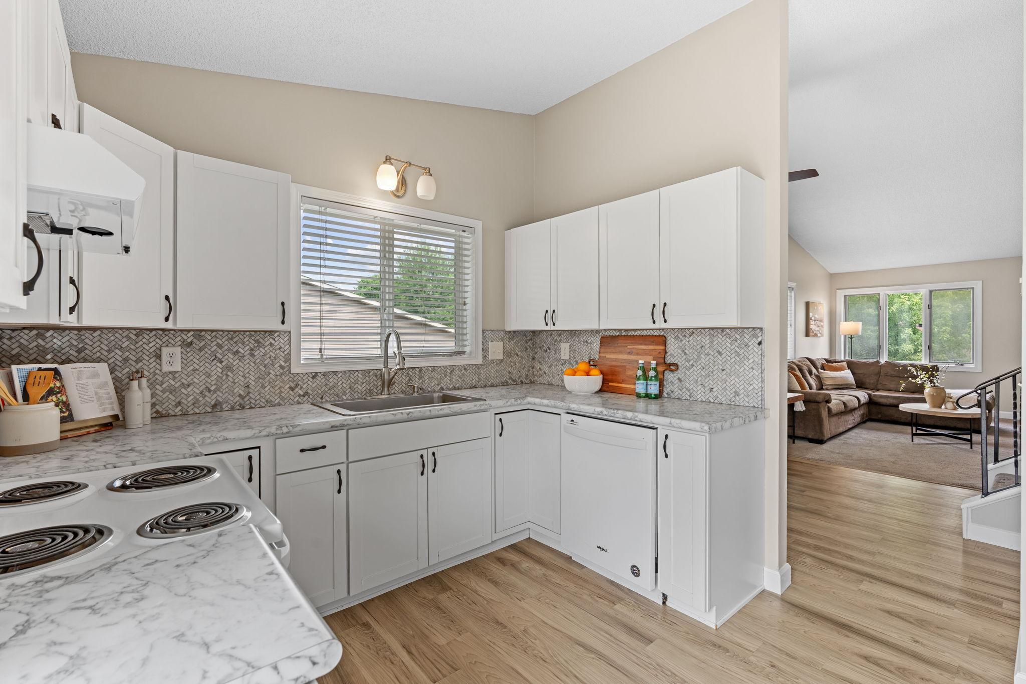 21-web-or-mls-1330 107th Ave NW-22.jpg