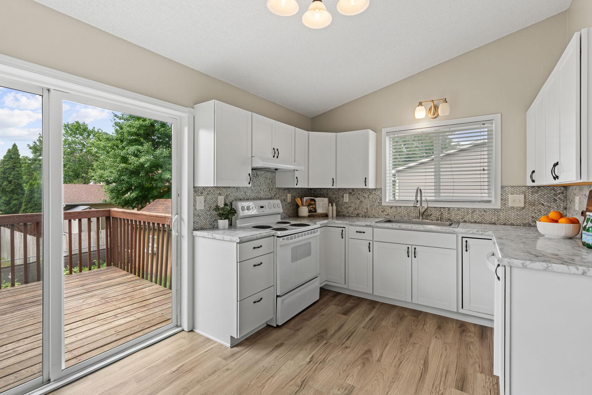 23-web-or-mls-1330 107th Ave NW-24.jpg
