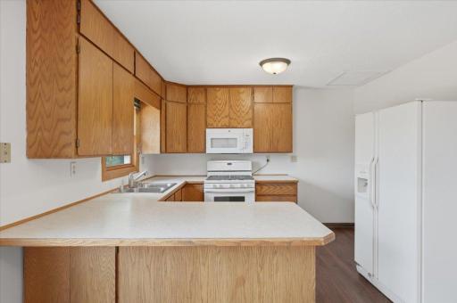 08-Kitchen.jpg
