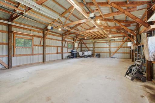 29-Garage.jpg