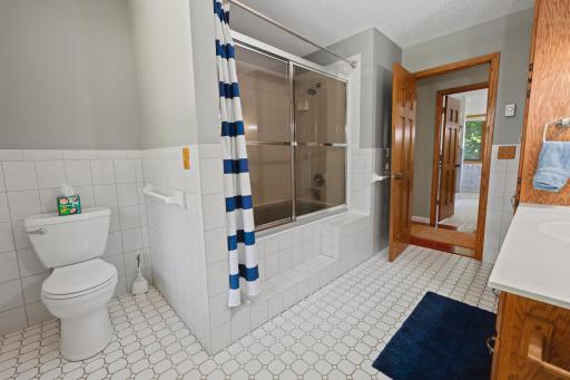 1063 County Road 134, Saint Cloud, MN 56303