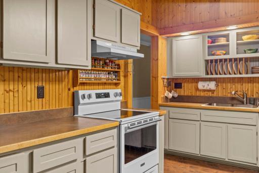 6525 County Road 37 NW, Maple Lake, MN 55358