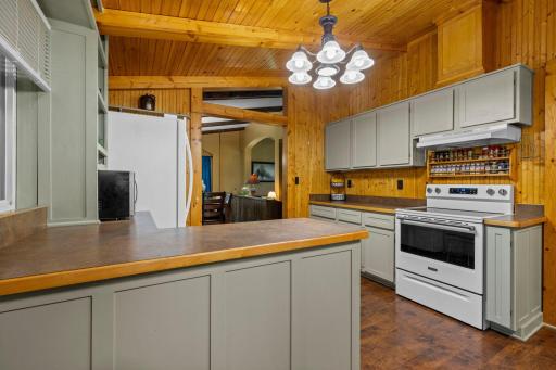 6525 County Road 37 NW, Maple Lake, MN 55358