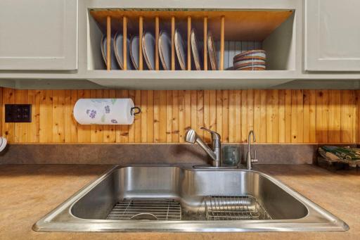 6525 County Road 37 NW, Maple Lake, MN 55358