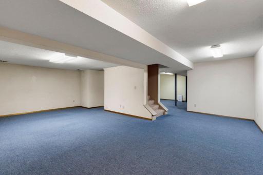 6525 County Road 37 NW, Maple Lake, MN 55358
