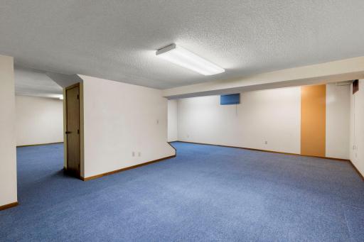 6525 County Road 37 NW, Maple Lake, MN 55358