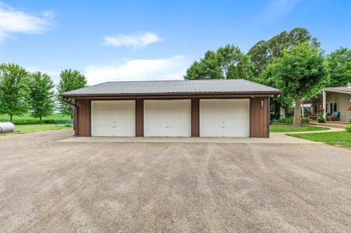 6525 County Road 37 NW, Maple Lake, MN 55358
