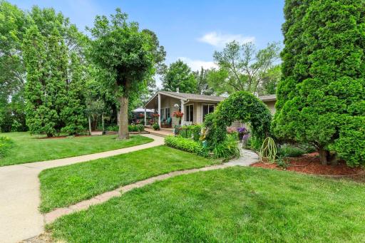 6525 County Road 37 NW, Maple Lake, MN 55358