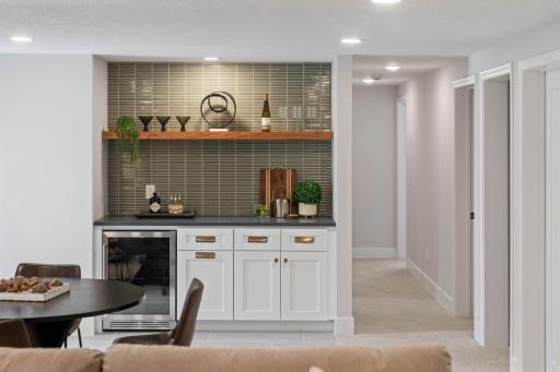 8930 N Minnehaha Circle, Minneapolis, MN 55426