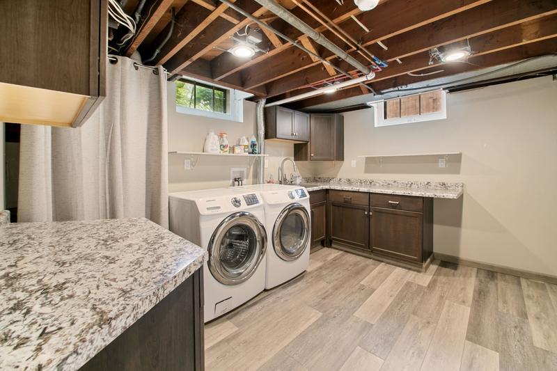 Laundry room.jpg