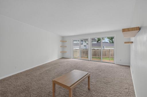 132 Demont Avenue E, 232, Little Canada, MN 55117