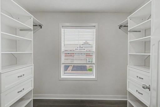 Primary walk-in closet w/window