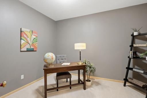 Comfortable and versatile office space, perfect for working from home, studying, reading or simply enjoy some quiet time.