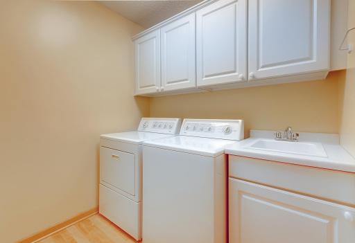1421 Blue Flag Ct Northfield -60.jpg