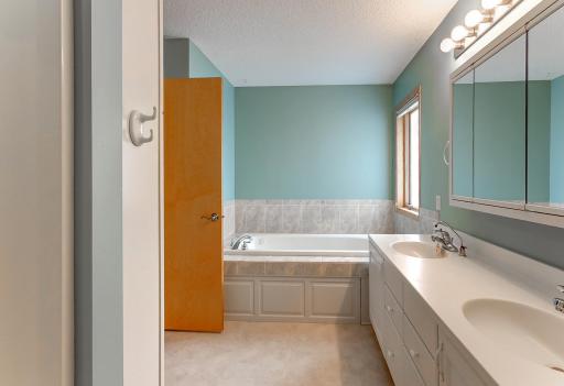 1421 Blue Flag Ct Northfield -54.jpg