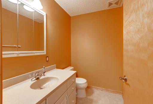 1421 Blue Flag Ct Northfield -50.jpg