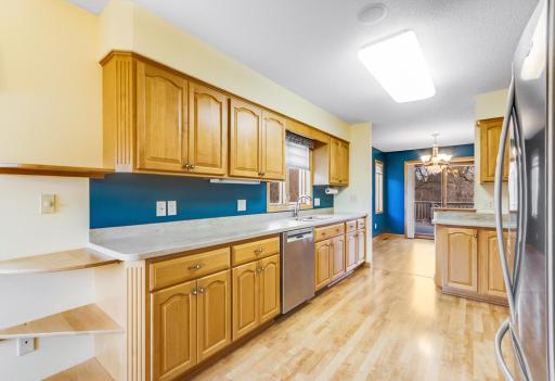 1421 Blue Flag Ct Northfield -16.jpg