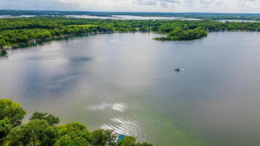 Bass Lake is a premier recreational lake, ideal for boating, fishing, and taking in the beautiful surrounding views.