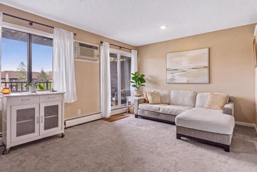 7401 W 101st Street, 320, Minneapolis, MN 55438