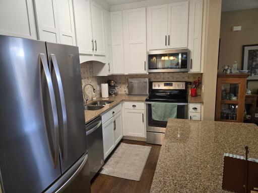 6849 Pine Crest Trail S, Cottage Grove, MN 55016