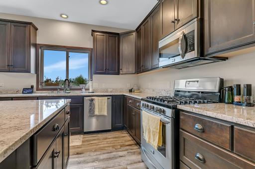 3098 Nottingham Road S, Saint Cloud, MN 56301