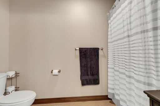 3098 Nottingham Road S, Saint Cloud, MN 56301