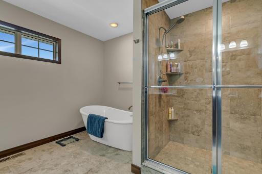 3098 Nottingham Road S, Saint Cloud, MN 56301