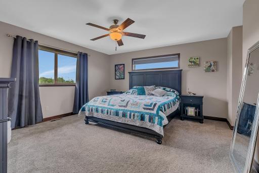 3098 Nottingham Road S, Saint Cloud, MN 56301