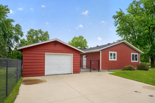 4 bed 2 bath home for sale 403 3rd Ave NE Byron MN 55920