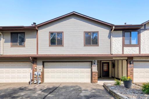 7608 Maplebrook Pkwy N - MLS Sized - 003 - 03 Exterior Front.jpg