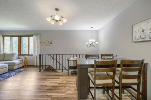 7608 Maplebrook Pkwy N - MLS Sized - 015 - 15 Breakfast Area.jpg