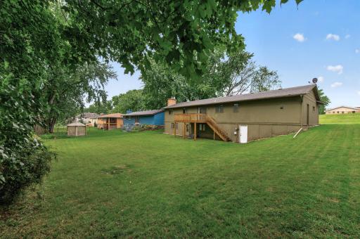 1589 Crest Drive, Chaska, MN 55318