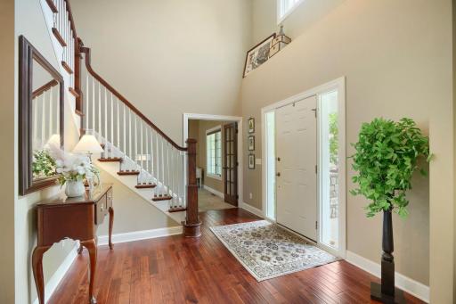 17141 Jefferson ct - Web Quality - 006 - 06 Foyer.jpg