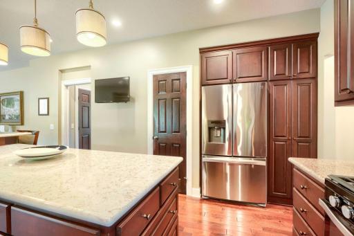 17141 Jefferson ct - Web Quality - 015 - 15 Kitchen.jpg