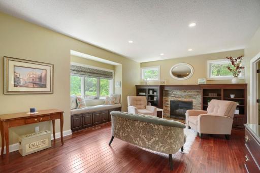 17141 Jefferson ct - Web Quality - 008 - 08 Living Room.jpg