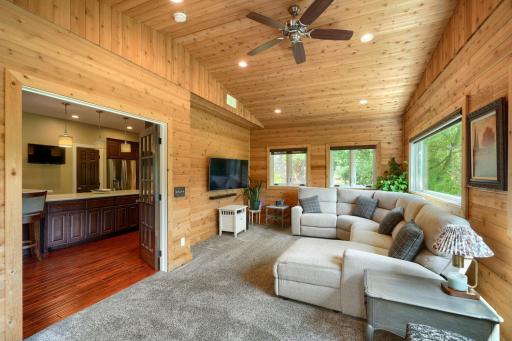 17141 Jefferson ct - Web Quality - 022 - 22 Sunroom.jpg