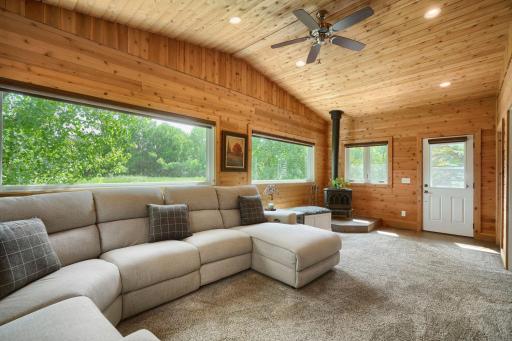17141 Jefferson ct - Web Quality - 023 - 23 Sunroom.jpg