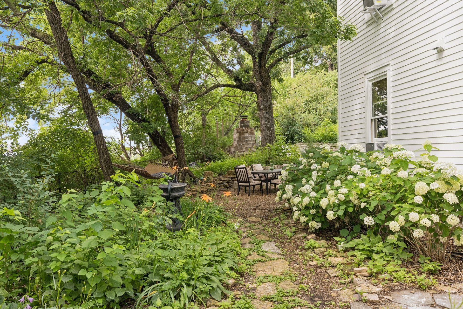 223 Walnut Street - Spacecrafting - 0083.jpg