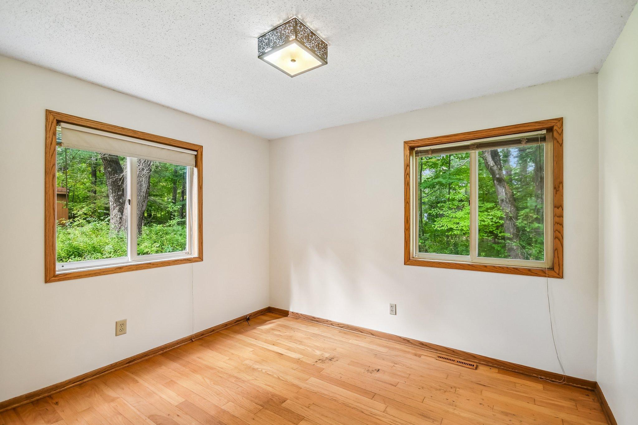 30-web-or-mls-Wild Mountain Rd-S0409-030.jpg