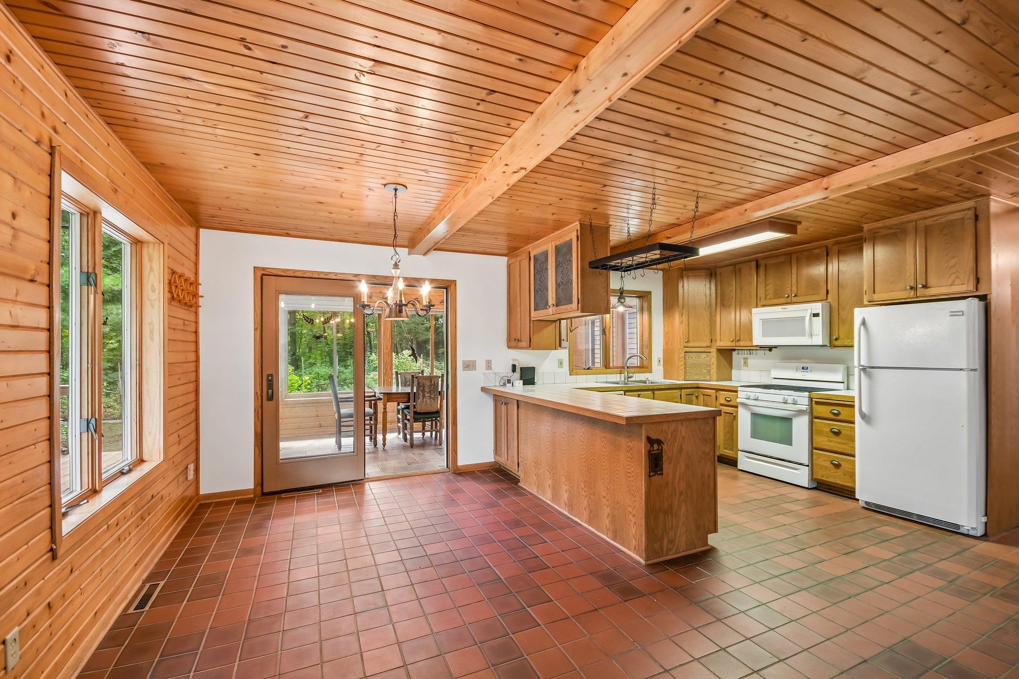 20-web-or-mls-Wild Mountain Rd-S0409-020.jpg