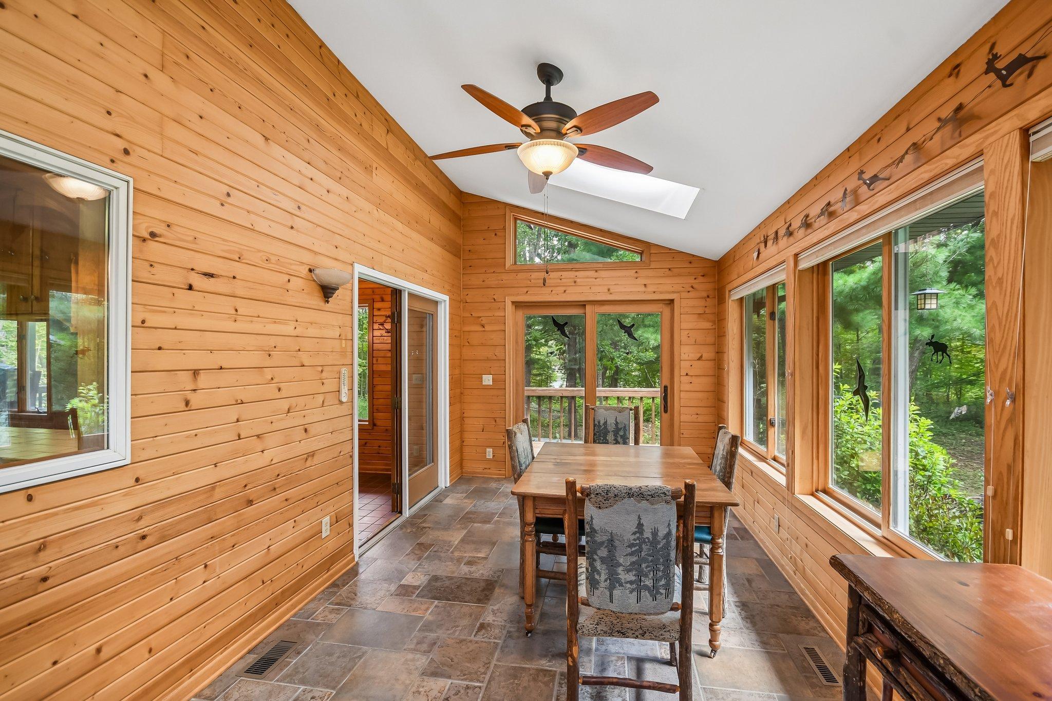 19-web-or-mls-Wild Mountain Rd-S0409-019.jpg