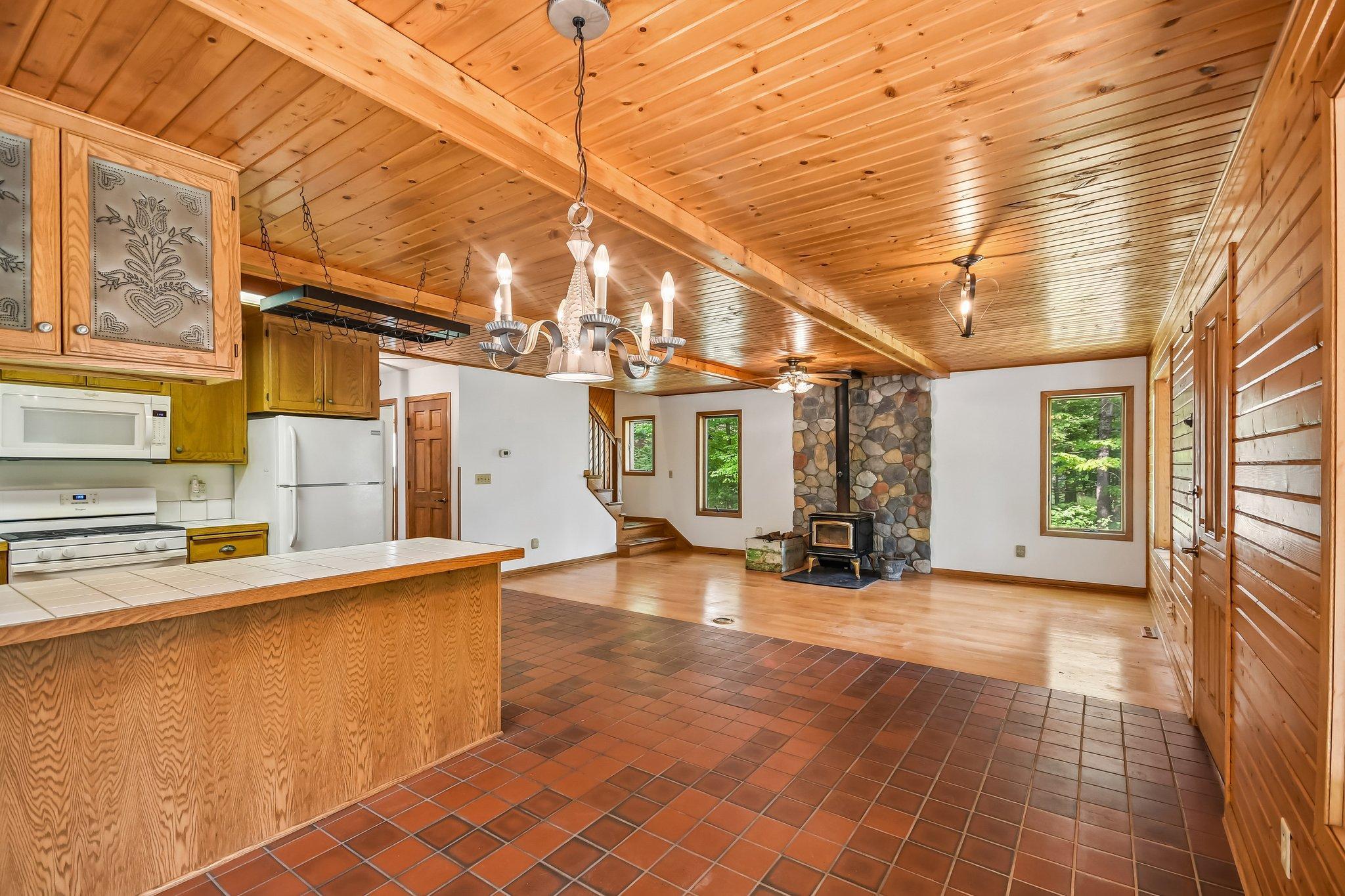21-web-or-mls-Wild Mountain Rd-S0409-021.jpg