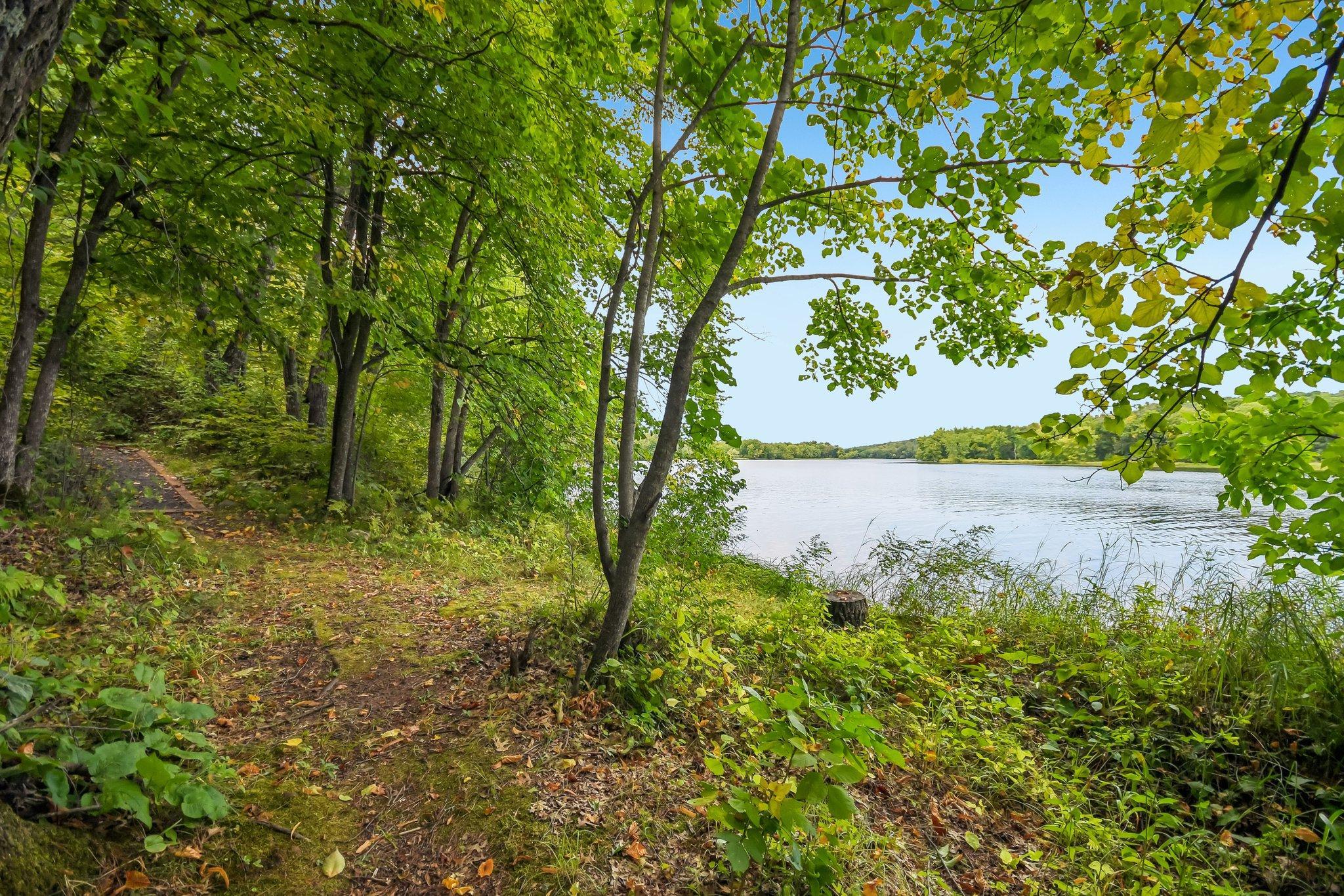 47-web-or-mls-Wild Mountain Rd-S0409-047.jpg