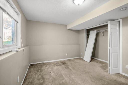 6781 Brunswick Avenue N, Brooklyn Park, MN 55429