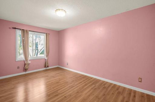 6781 Brunswick Avenue N, Brooklyn Park, MN 55429