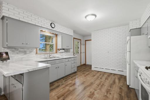 5465 County Road 8 SW, Waverly, MN 55390